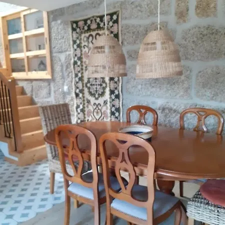 Dos Santos - Semesterbostad